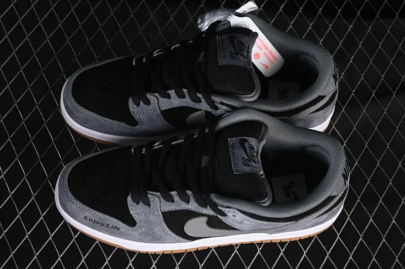 All Categories Nk SB Dunk Series Nk SB Dunk Low Low-top sneakers Nike SB Dunk Low Gray raw rubber SB low-top casual sneakers HF3063-001